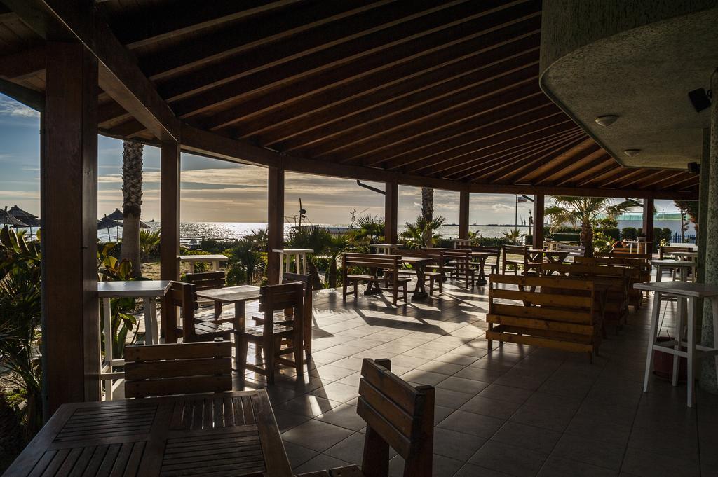 Vila Verde Beach Hotel Драч Екстериор снимка